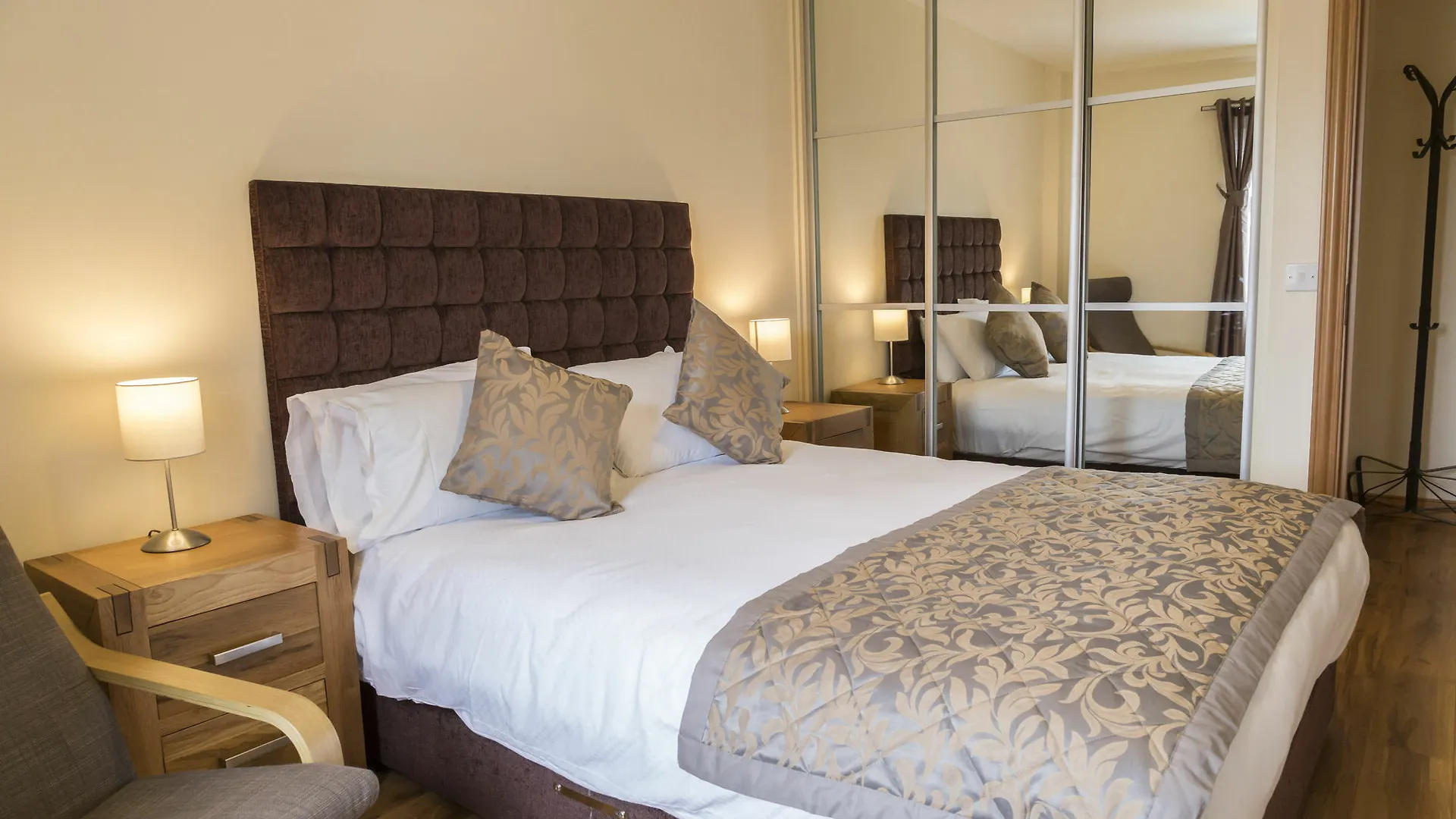 Apartment Five Lamps Suites Dublin