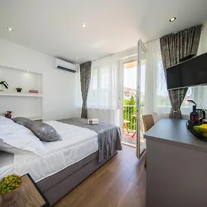 Sunrise View Balcony Apartment Split