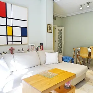 Beyourself By Sevillaluxurysuites , Sevilla España
