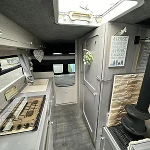  Camping Retro Camper Hire